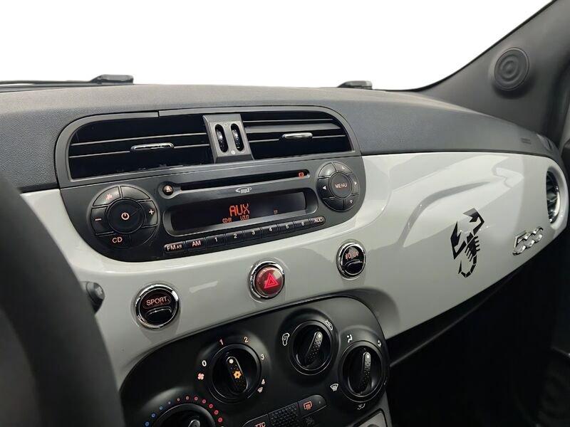Abarth 500 1.4 T-Jet 135cv