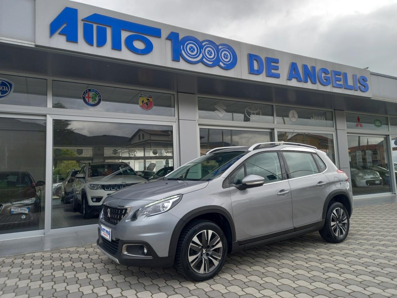 Peugeot 2008 1.6 BLUEHDI 100 cv *** ALLURE - FULL OPTIONALS *** EURO 6