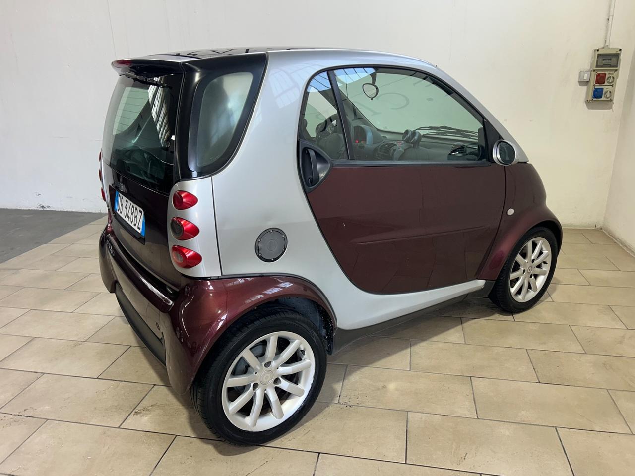 Smart ForTwo 700 coupé grandstyle (45 kW)