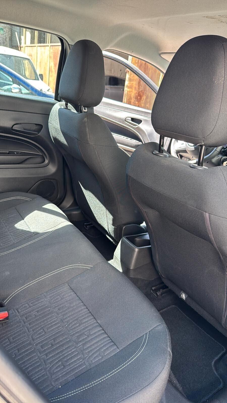 Fiat 600 Turbo 1.2 Hybrid 100 CV DCT MHEV “La Prima”