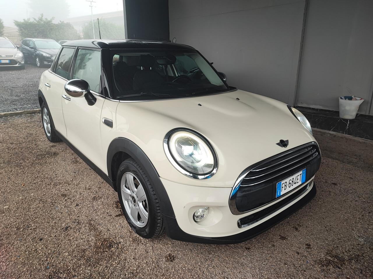 Mini 1.5 Cooper D Business XL 5 porte