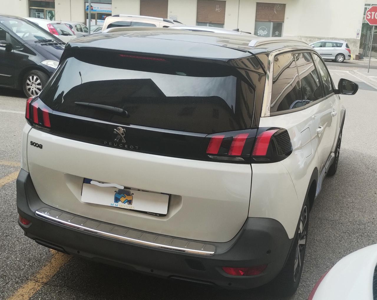 Peugeot 5008 BlueHDi 120 CV CROSSWAY AUT.