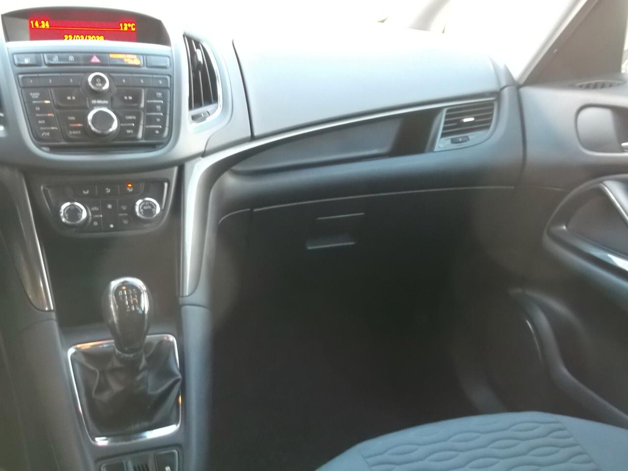 Opel Zafira 1.6 Turbo Metano 7 P. Full 2014