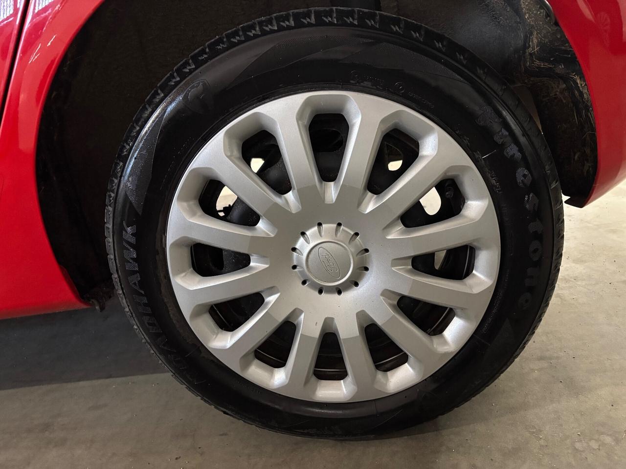 Ford Fiesta 1.4 BENZINA/GPL OK NEOPATENTATI