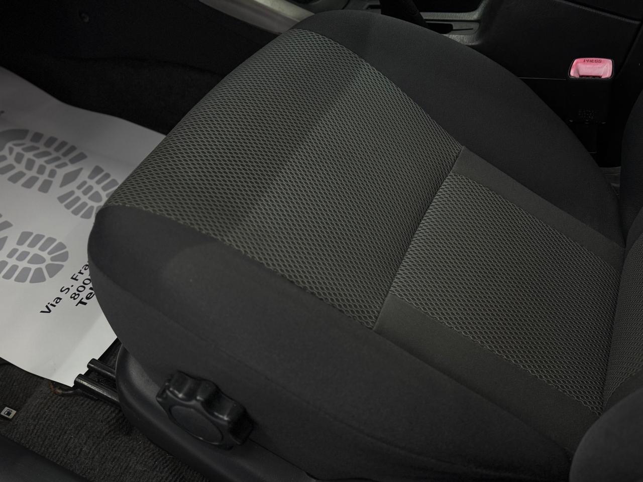 Toyota RAV4 2.0 Tdi D-4D Sol Full Opt