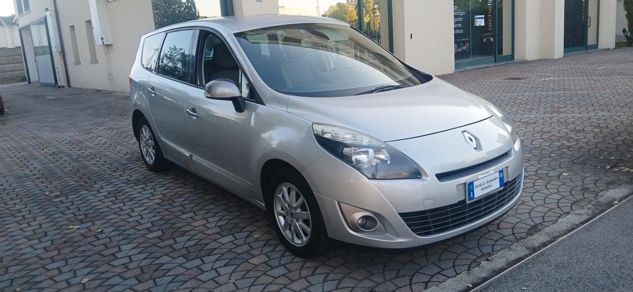Renault Scenic 7 posti 1.5 dci