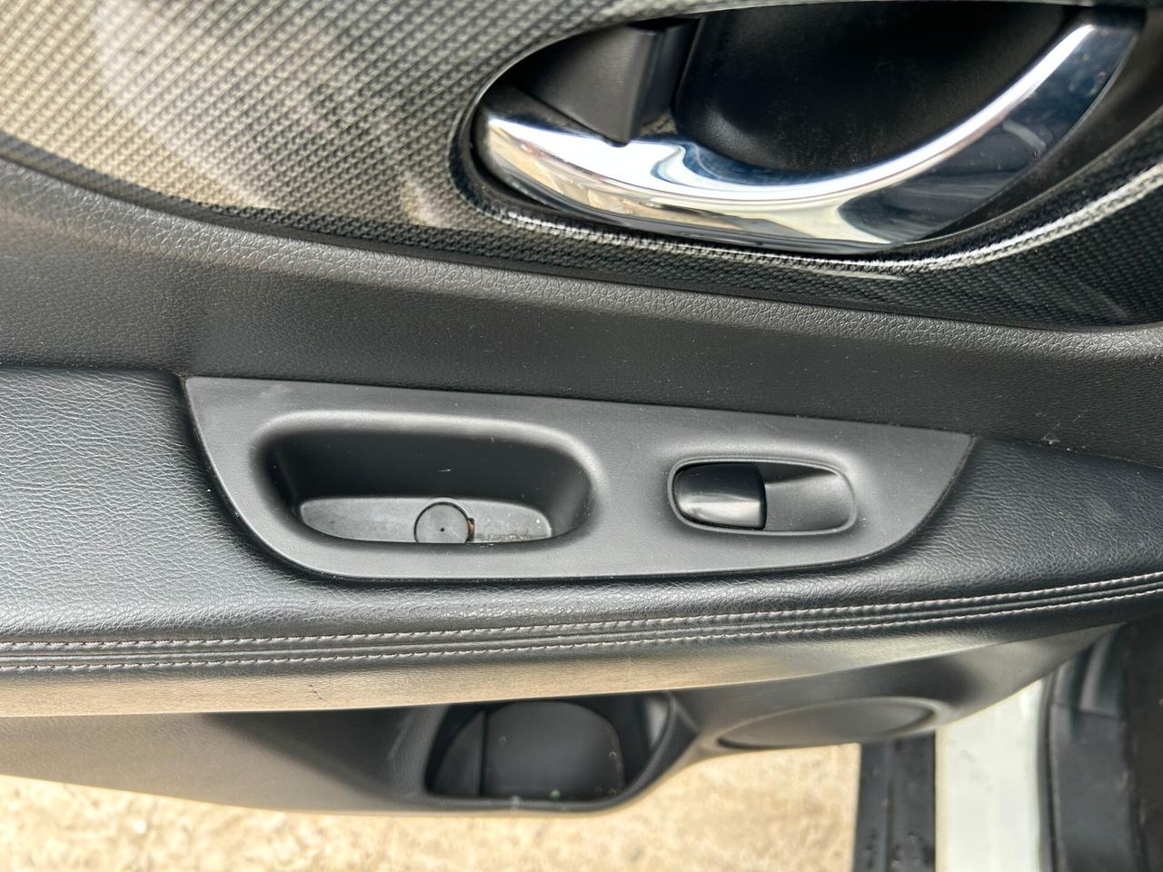 Nissan X-Trail 1.6 dCi 2WD Tekna