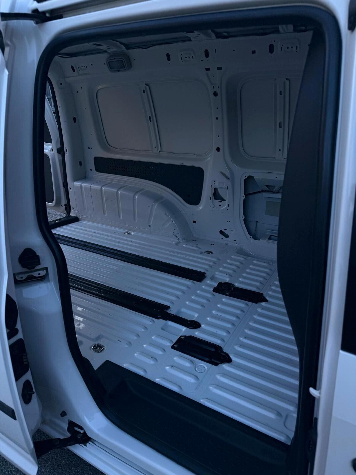 Volkswagen Caddy Van 1.4 TGI 81KW Business