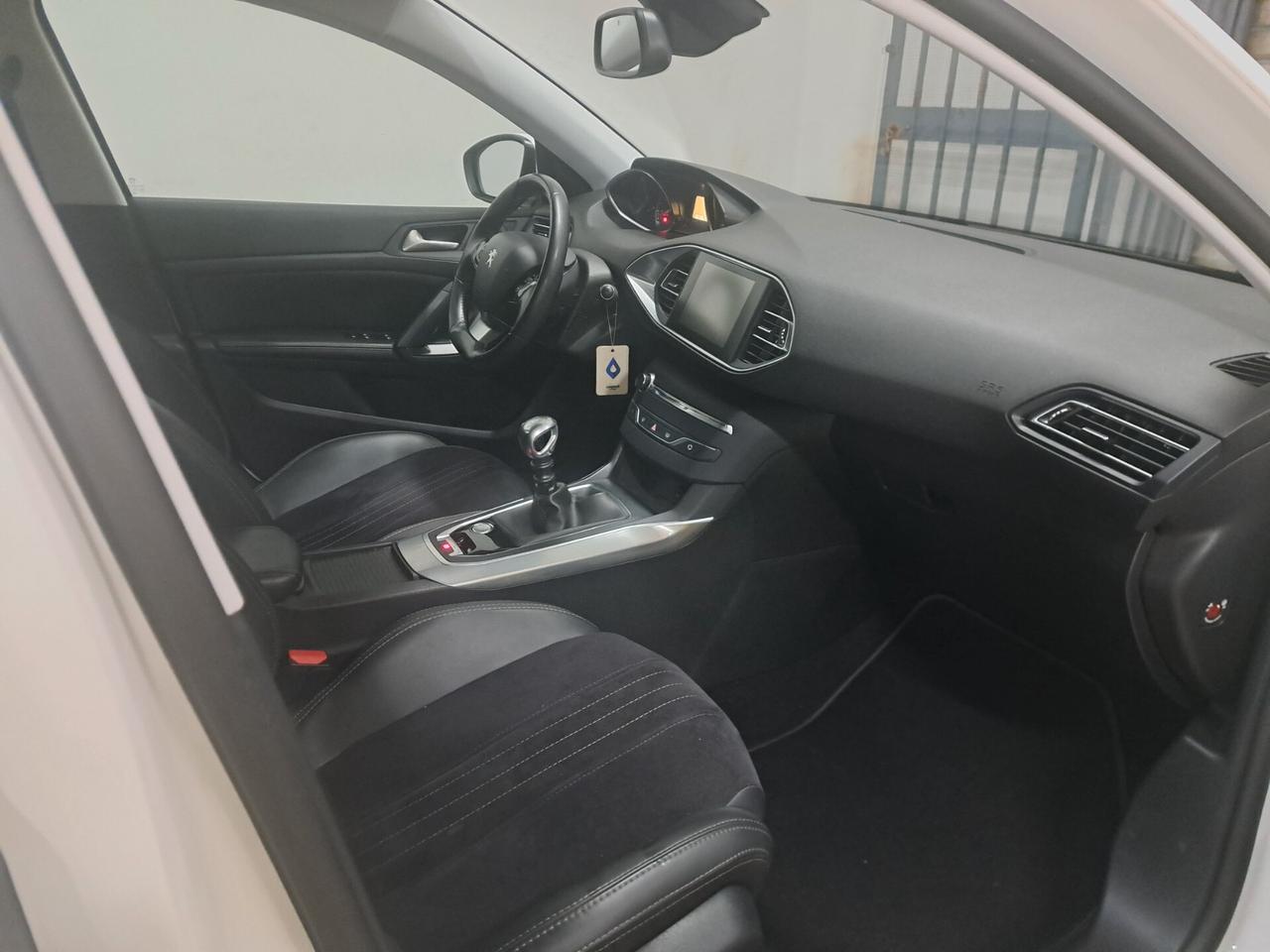 Peugeot 308 BlueHDi 120 S&S 1.6 hdi SW Allure 2016