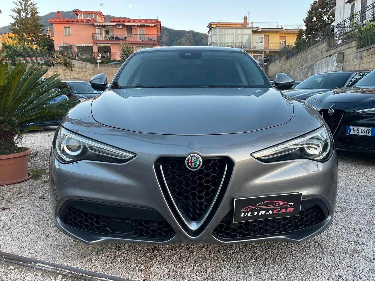 Alfa Romeo Stelvio 2.2 Turbodiesel 160 CV AT8 RWD Business