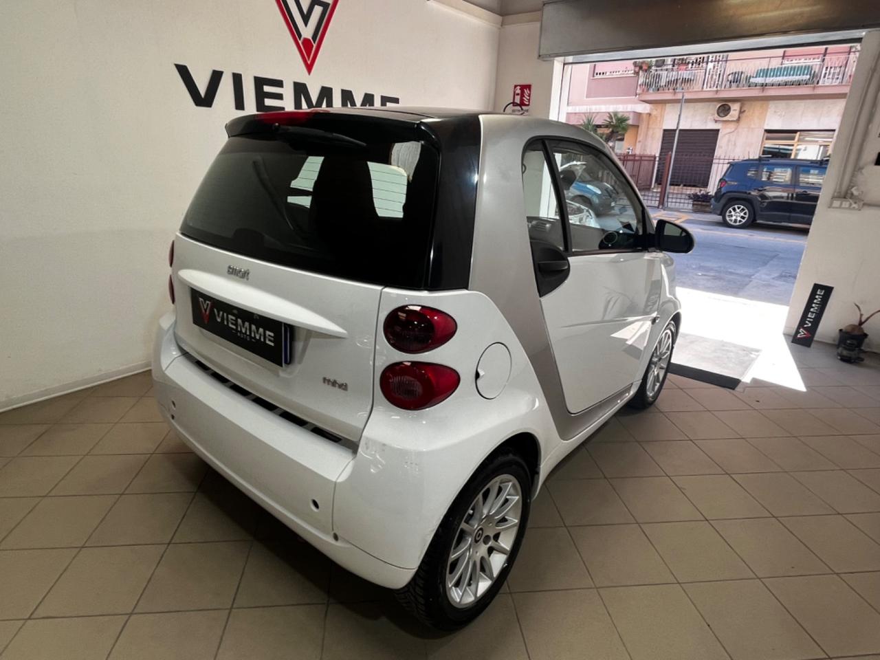 Smart ForTwo 1000 52 kW MHD coupé pure