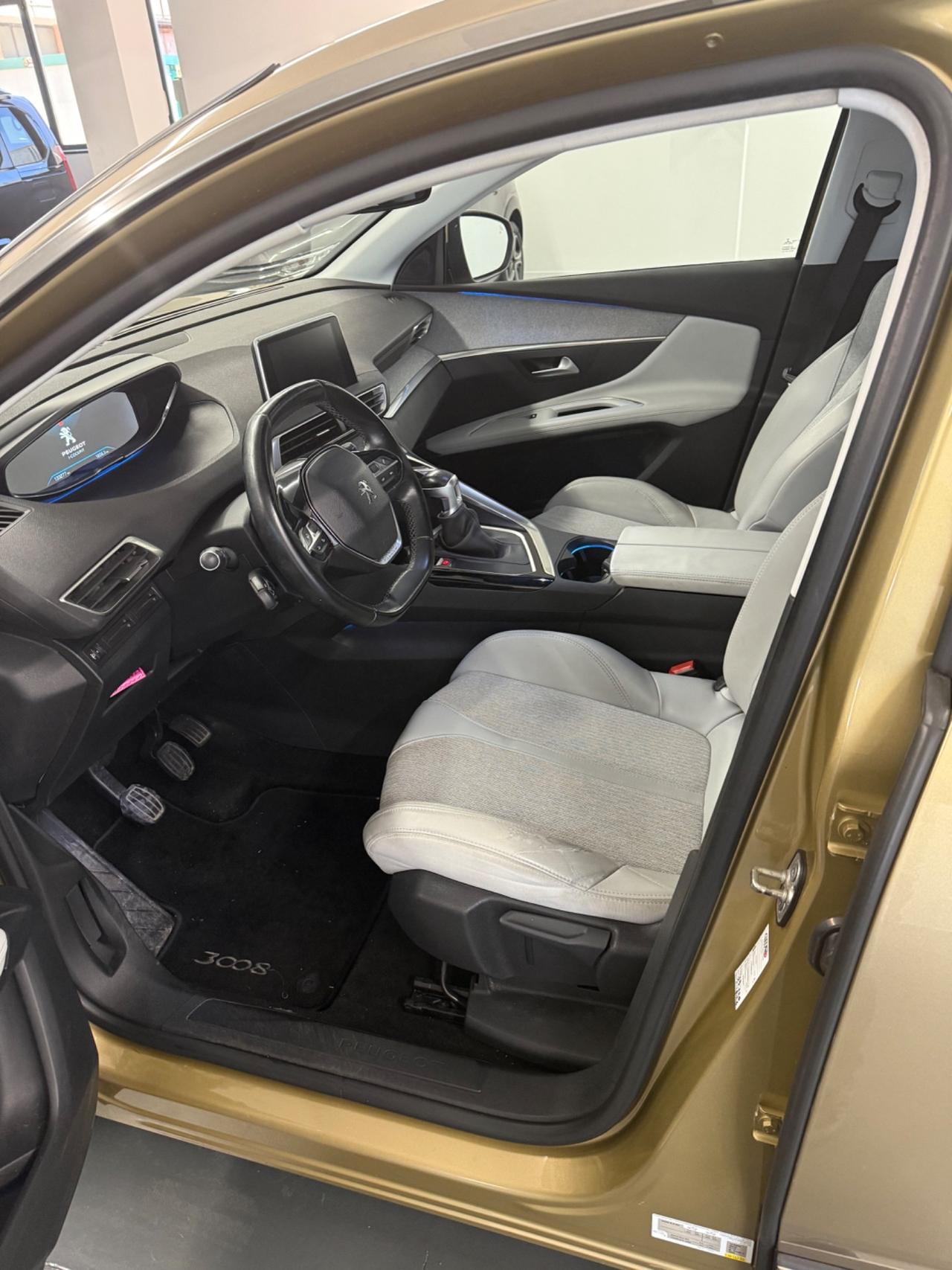 Peugeot 3008 BlueHDi 120 S&S Allure