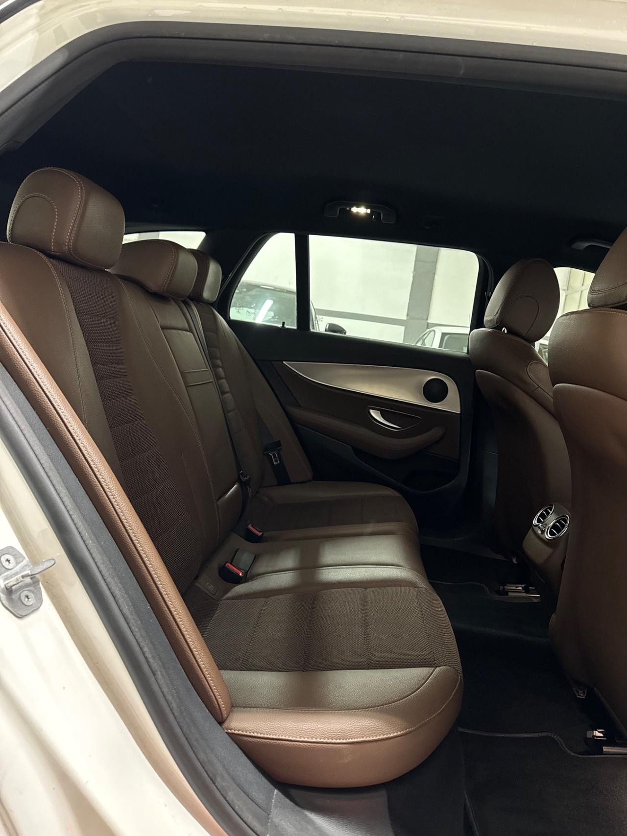 Mercedes-benz E 220 d Auto Premium Plus