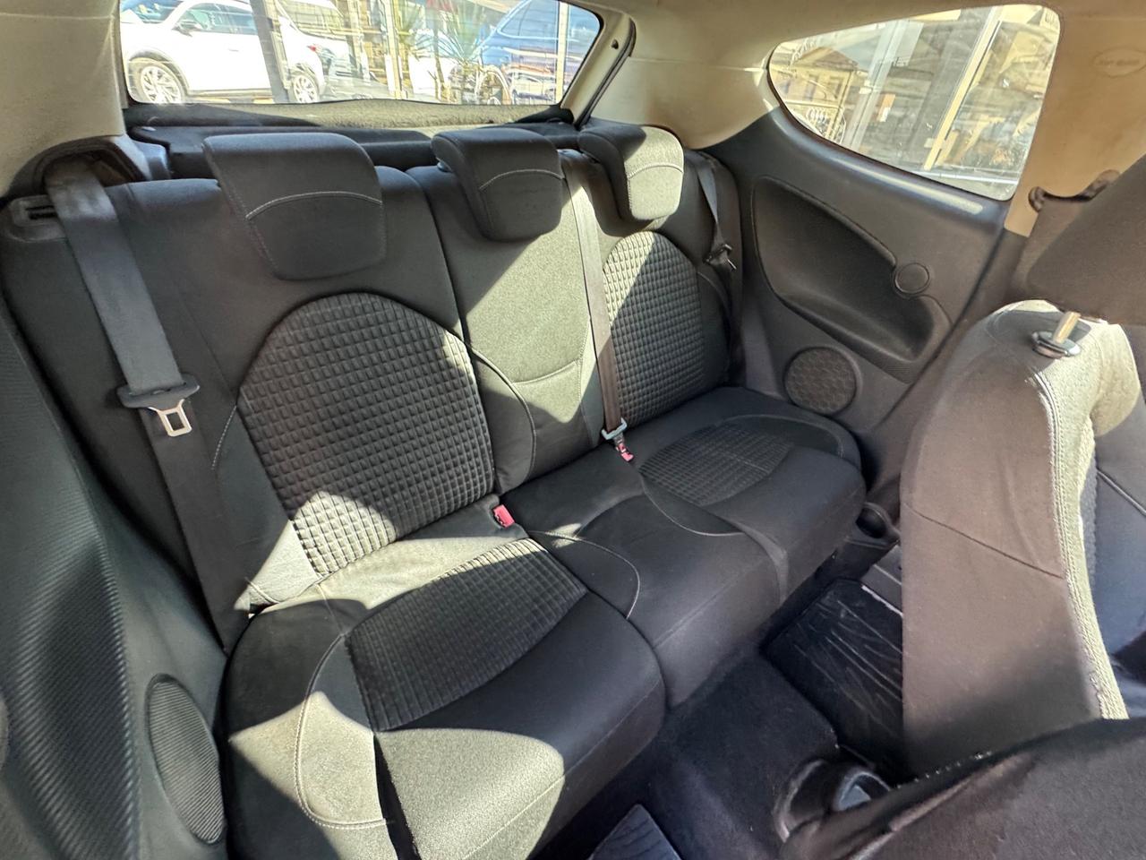 ALFA ROEMO MITO 1.6 JTDm2 120 CV DISTINCTIVE