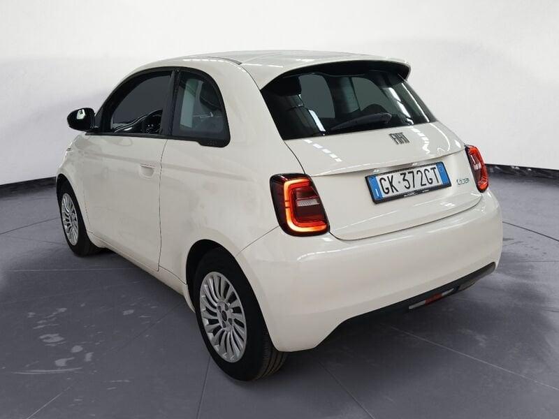 FIAT 500e 500 (2020--->) 500 Action Berlina 23,65 kWh