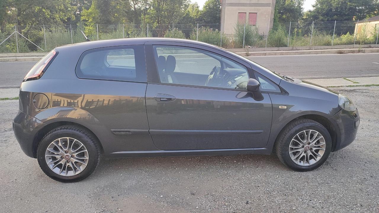 FIAT PUNTO EVO 1.2 DYNAMIC