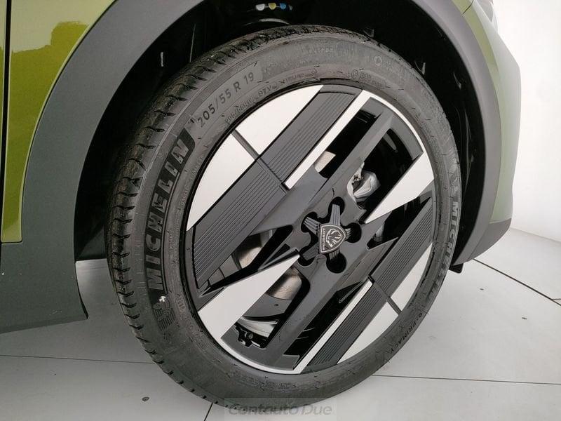 Peugeot 408 GT Exclusive Hybrid 145 e-DSC6