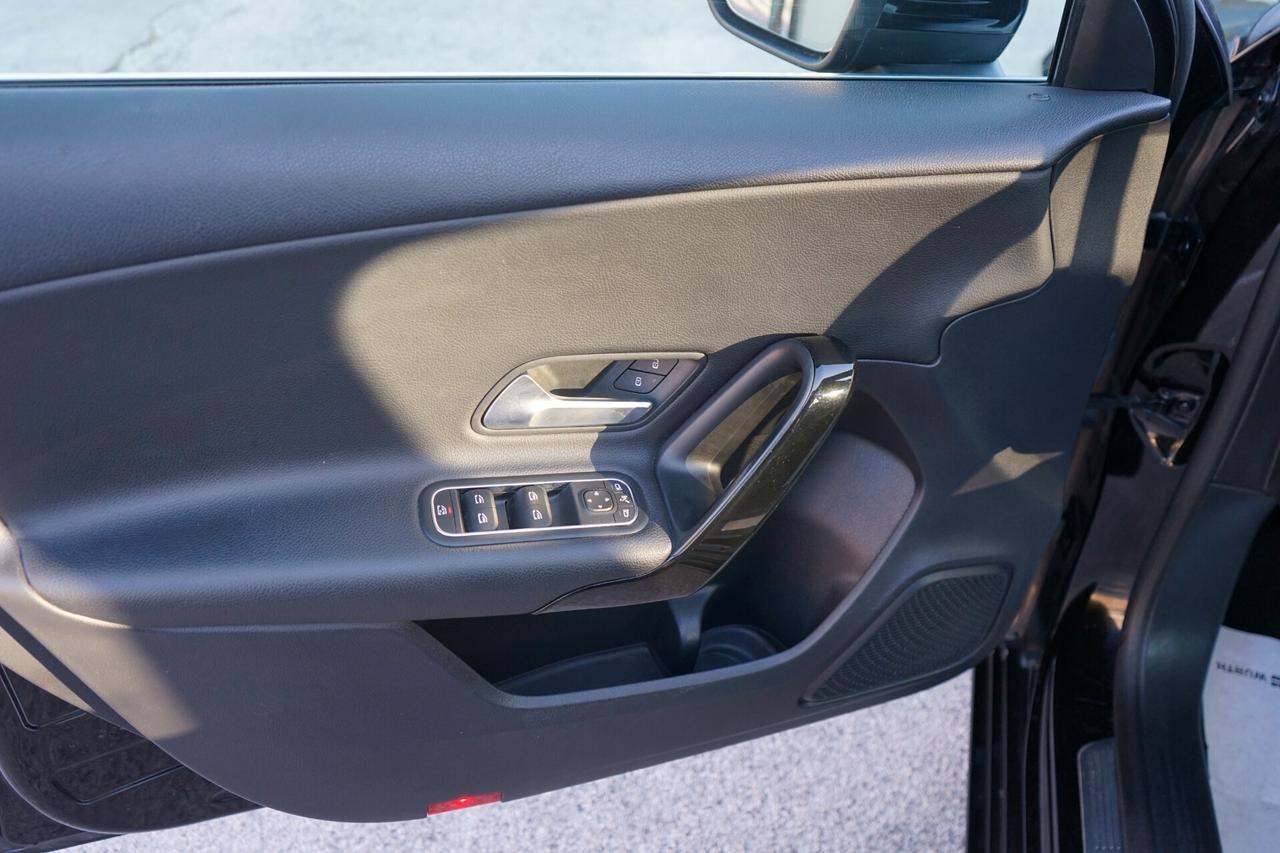 Mercedes-benz A 180d Automatic Sport