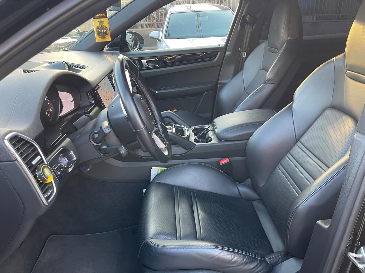 PORSCHE CAYENNE 3.0 BENZINA 250KW EURO6D UNI PROP