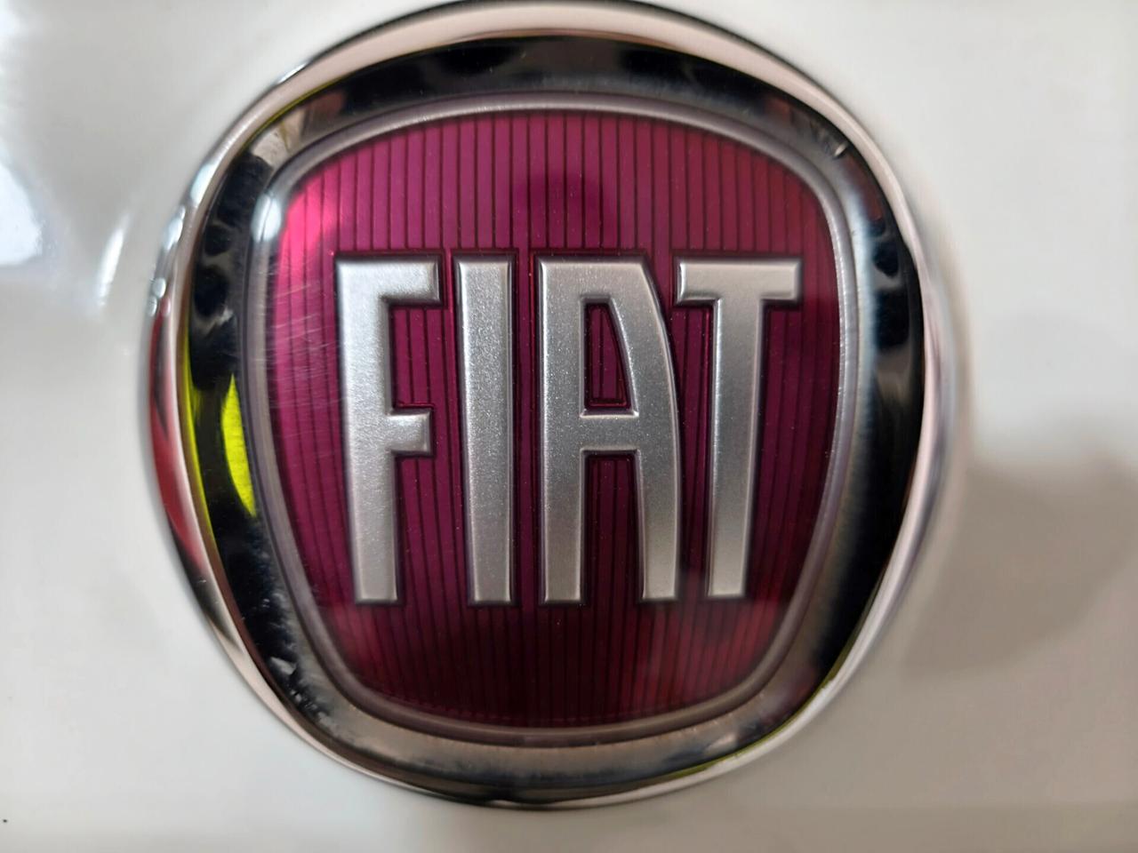 Fiat Panda 1.2 Pop van autocarro 2 posti ( 12 mesi di garanzia)