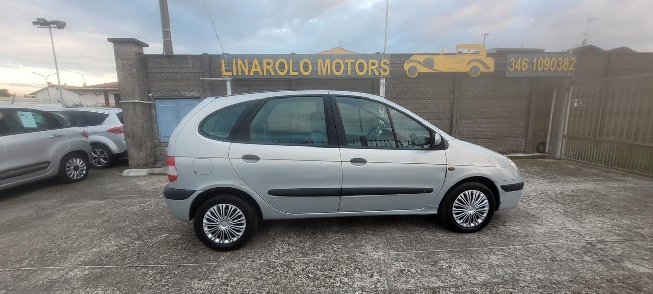 Renault Megane Mégane 1.6 16V cat Proact. Privilège