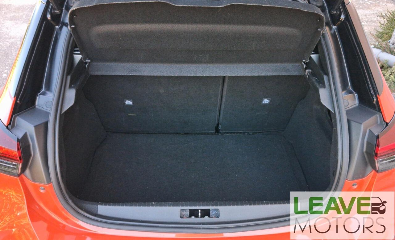 Opel Corsa 1.2 Design & Tech (M1531)