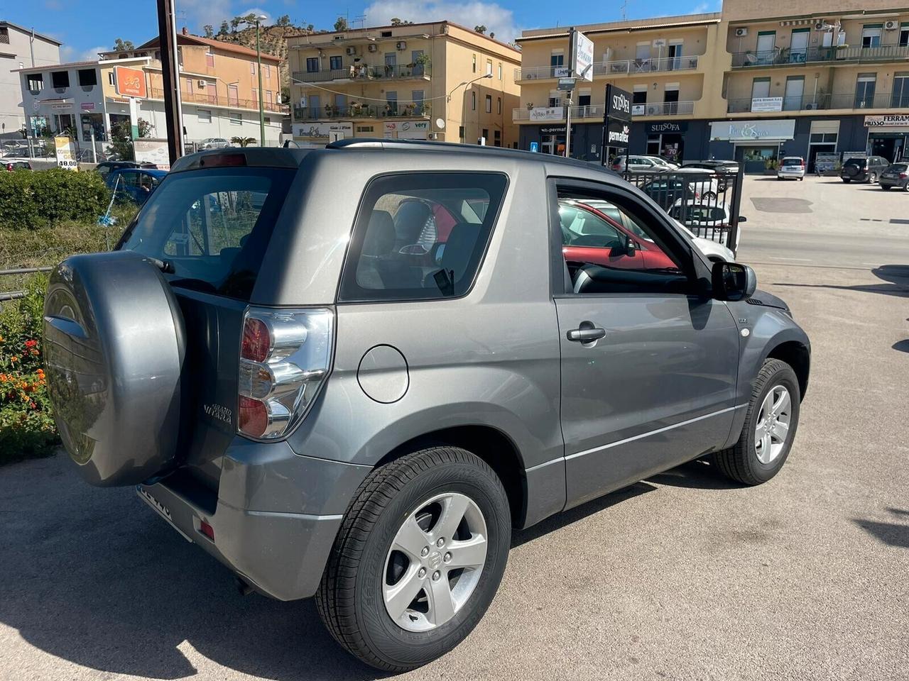 Suzuki Grand Vitara 1.9 DDiS 3P 4x4