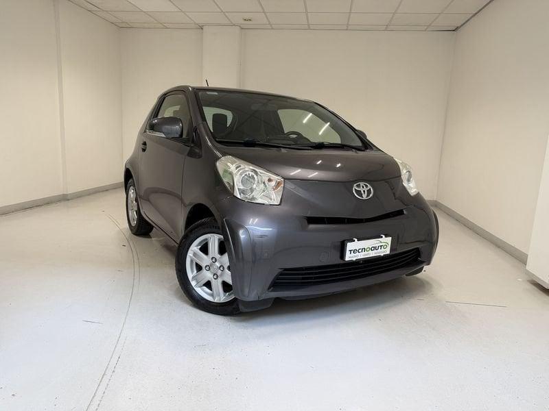 Toyota iQ iQ 1.0 Lounge (high) CVT