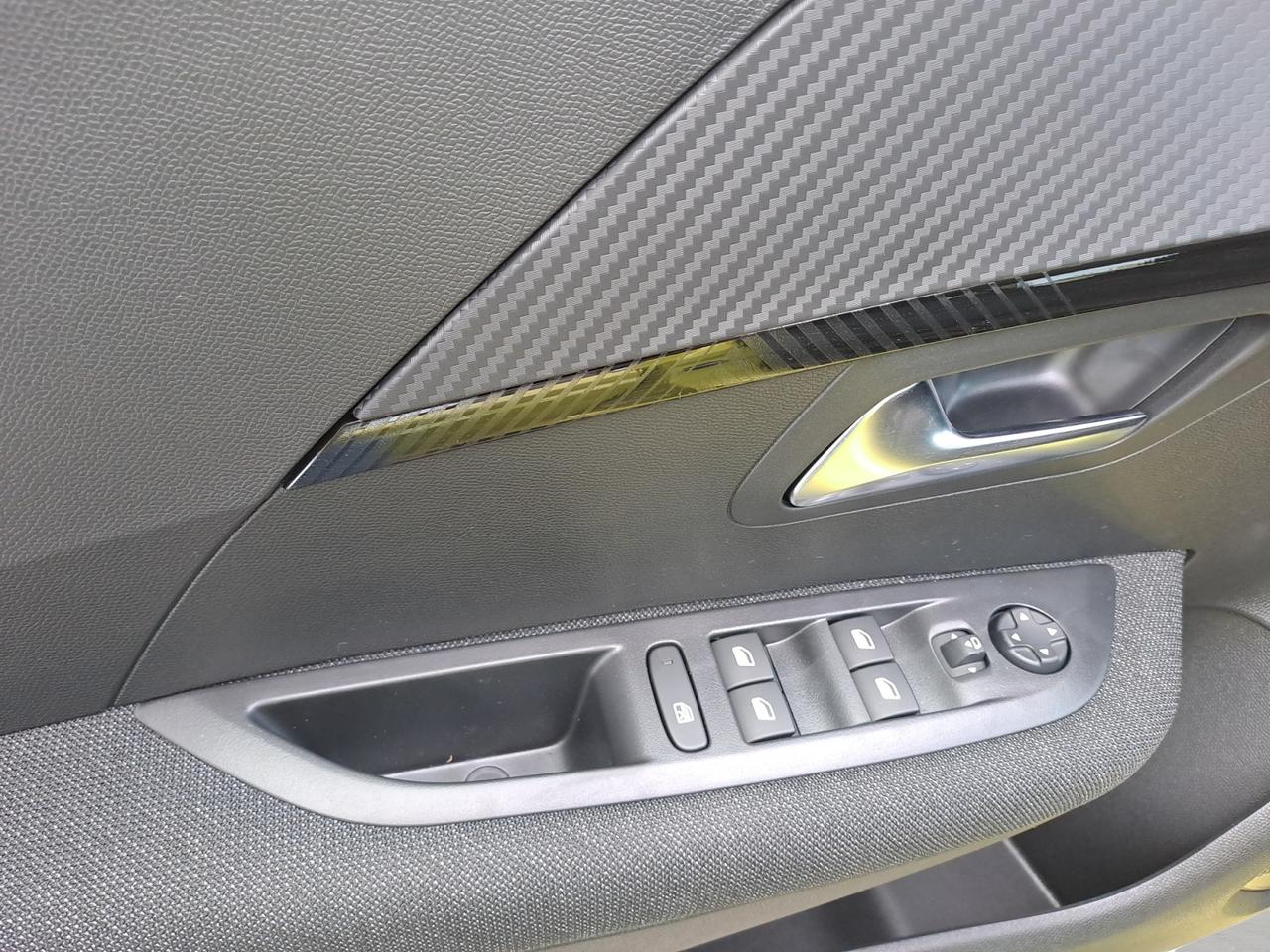 PEUGEOT 208 5P - Business Turbo Benzina 100cv