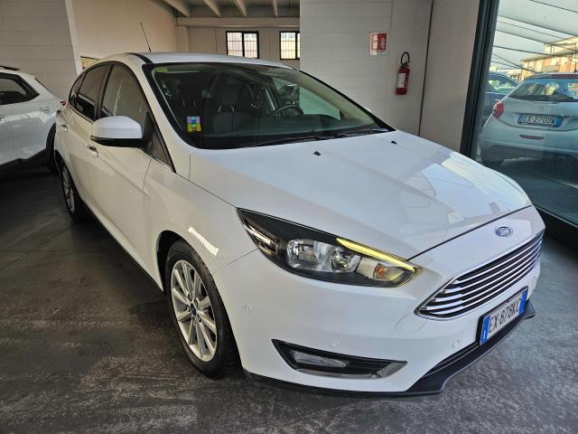Ford Focus Focus IV 2015 5p 1.5 tdci Plus s