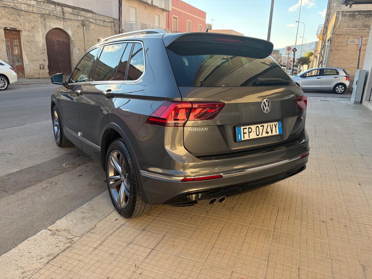 Volkswagen Tiguan 2.0 TDI SCR DSG 4MOTION Advanced BMT