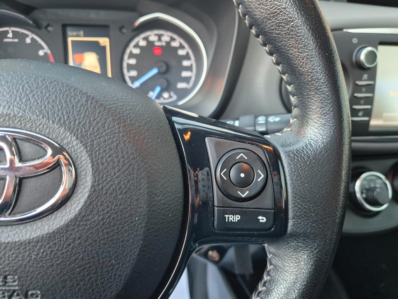 Toyota Yaris ACTIVE 1.0BENZINA 69CV