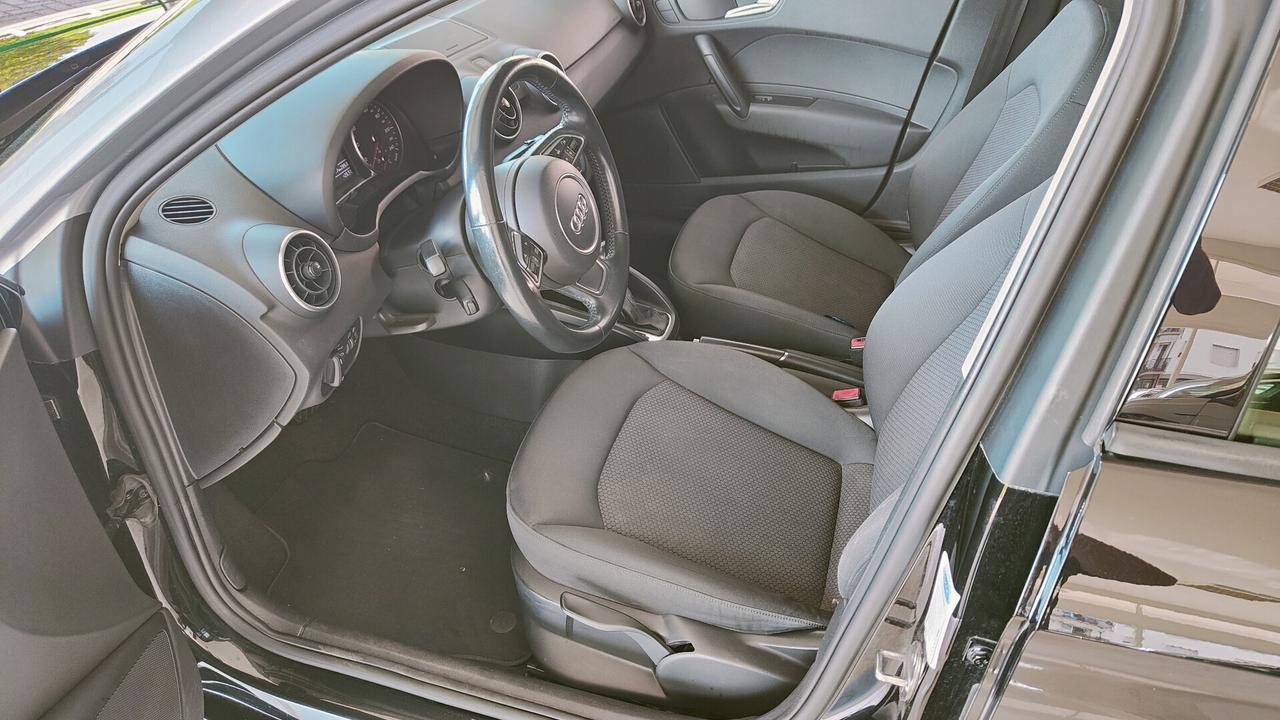 Audi A1 1.4 TDI S tronic OK NEO PATENTATI 5 PORTE