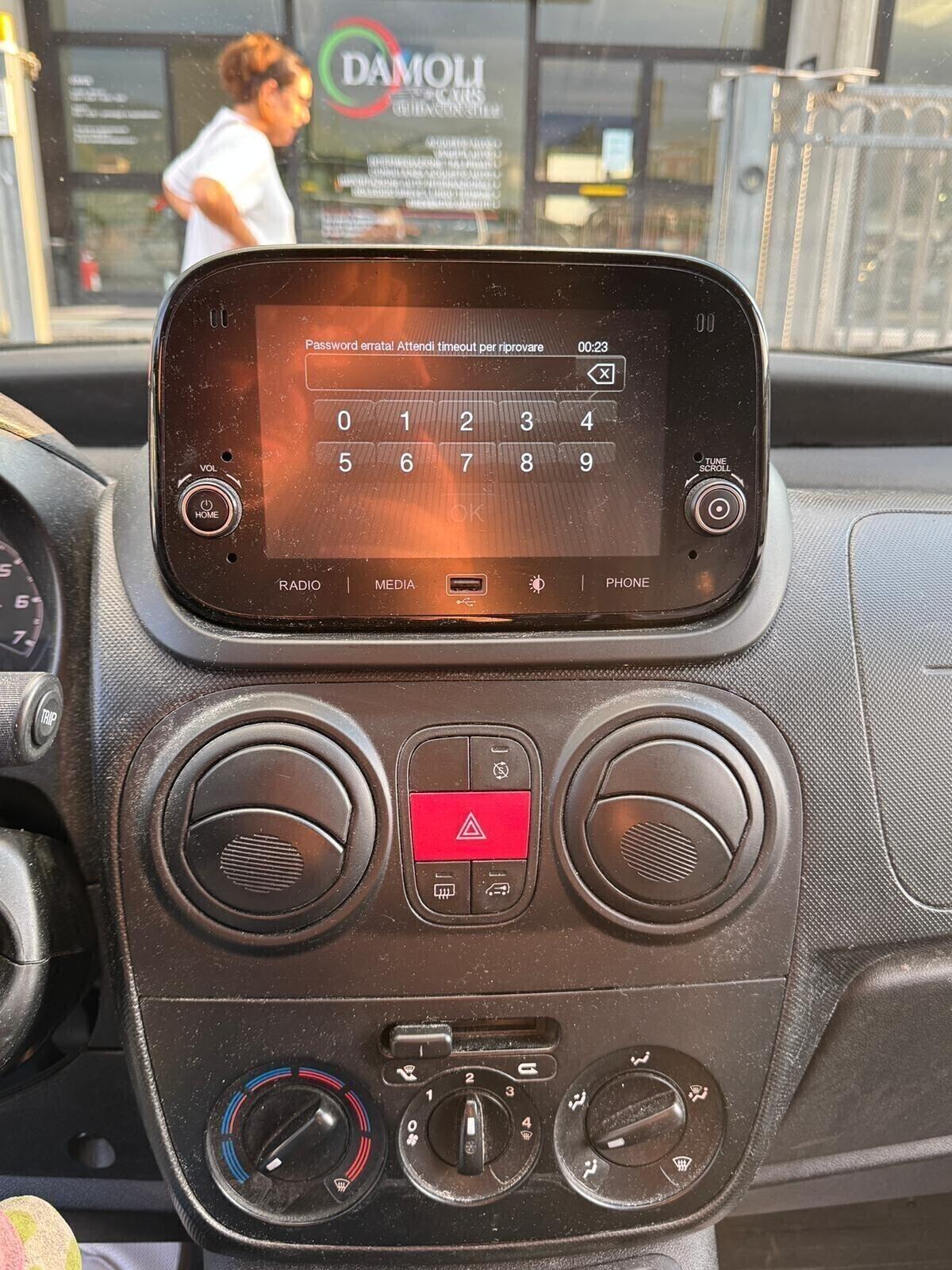 Fiat Fiorino 1.3 MJT - UNICO PROPRIETARIO + RIVEST