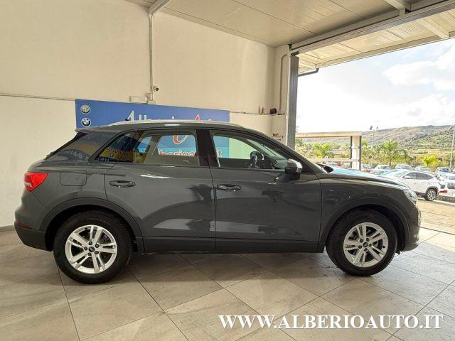 AUDI Q3 35 TDI S tronic Business IVA COMPRESA