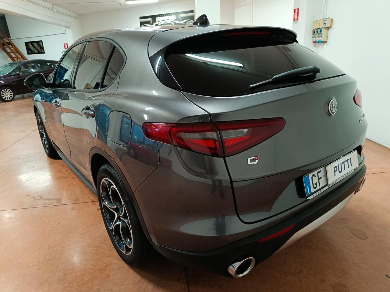 Alfa Romeo Stelvio 2.2 Turbodiesel 190 CV AT8 Q4 Super. TETTO PANORAMICO