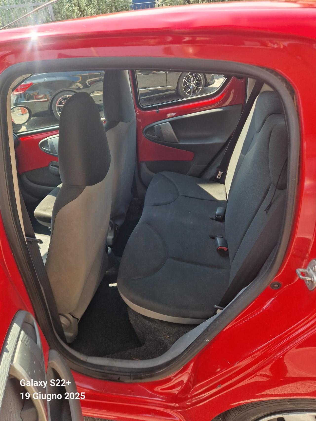 Toyota Aygo 1.0 12V VVT-i 5 porte Now Connect