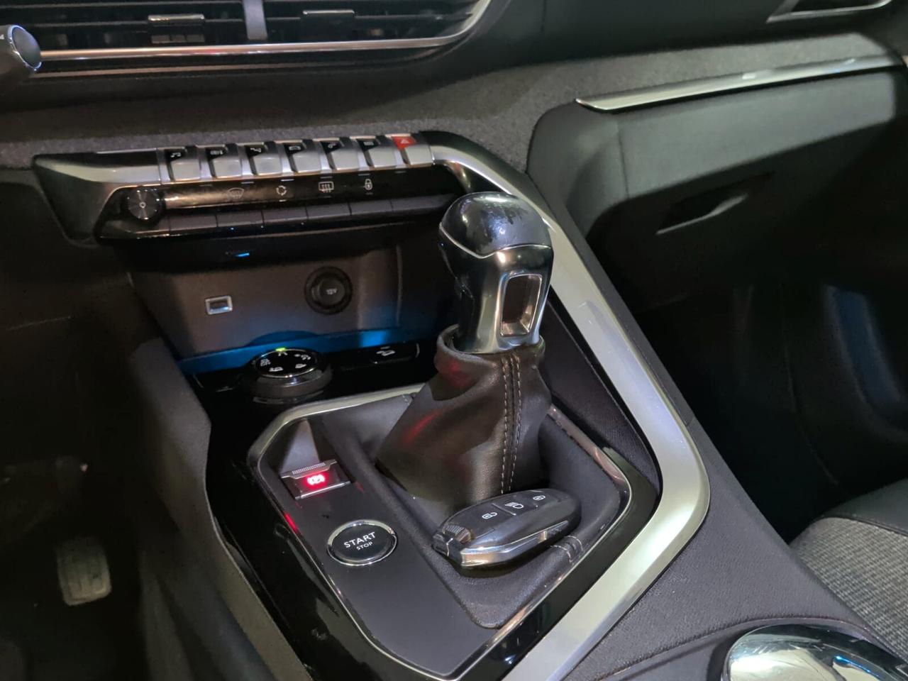 Peugeot 3008 BlueHDi 120 S&S Allure 2018