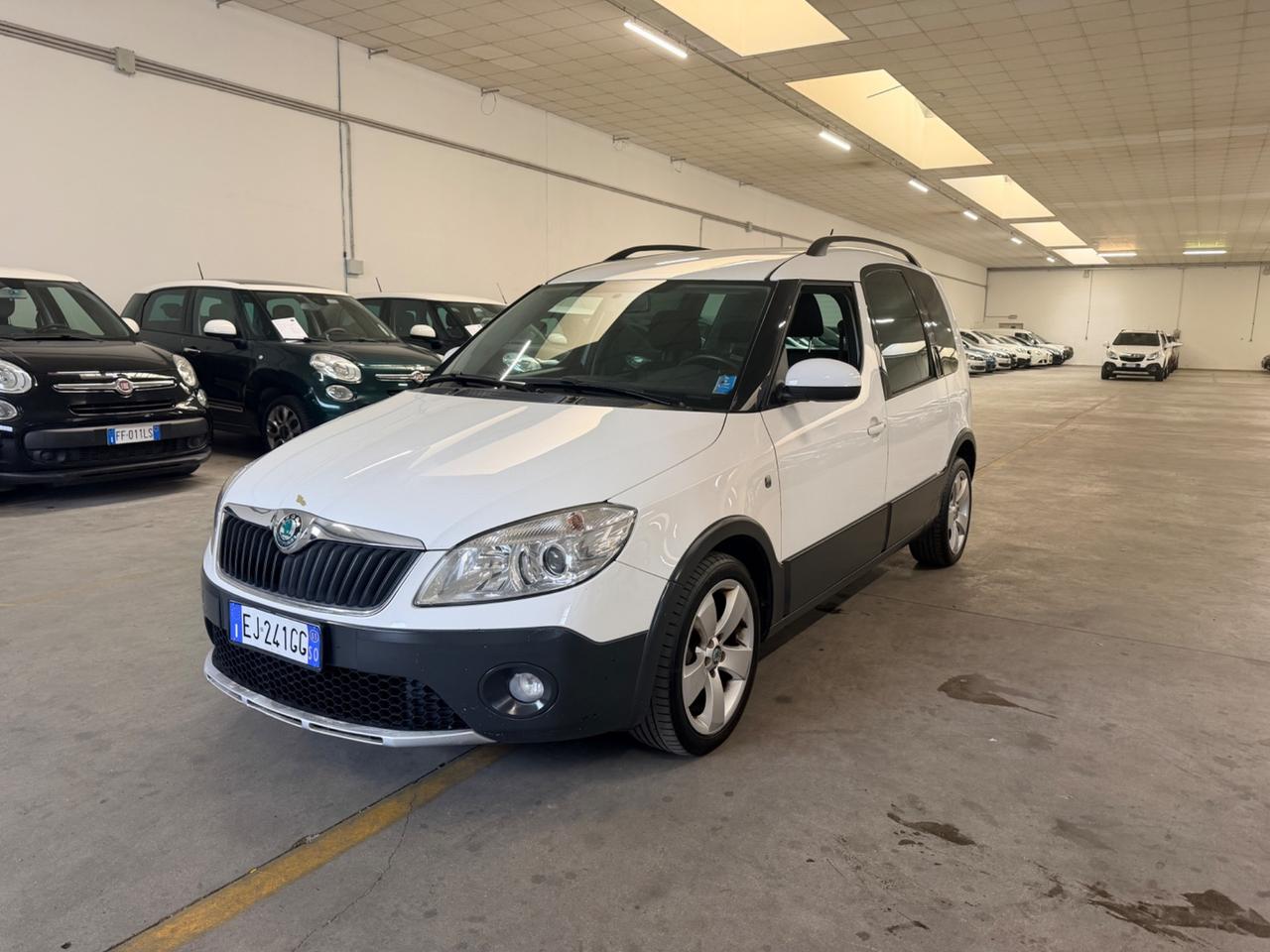 Skoda Roomster 1.2 TSI 86CV Scout