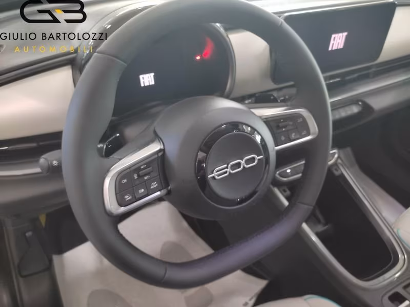 FIAT 600 1.2 Hybrid 145cv La Prima II