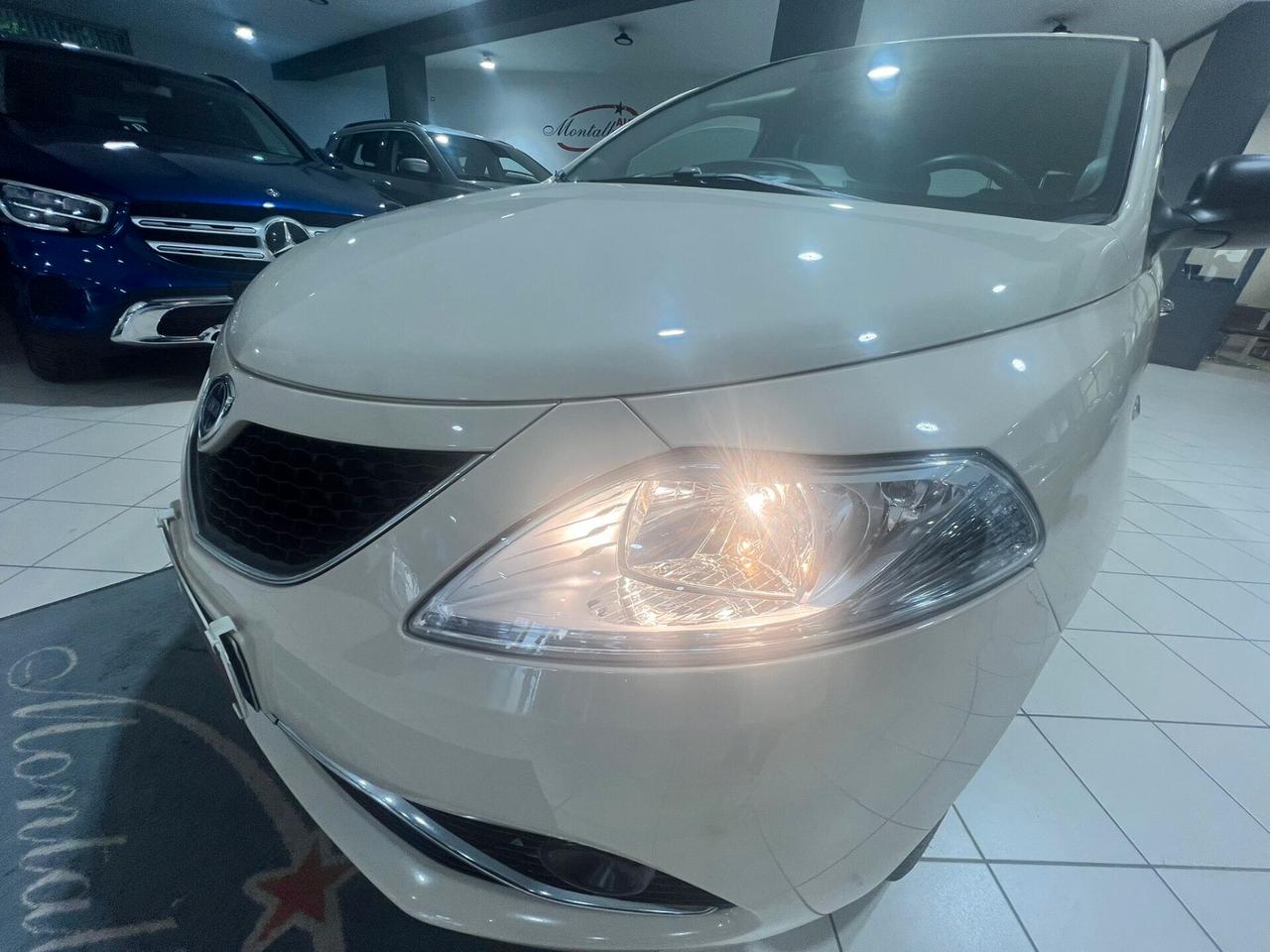 Lancia Ypsilon 1.2 69 CV 5 porte GPL Ecochic Gold
