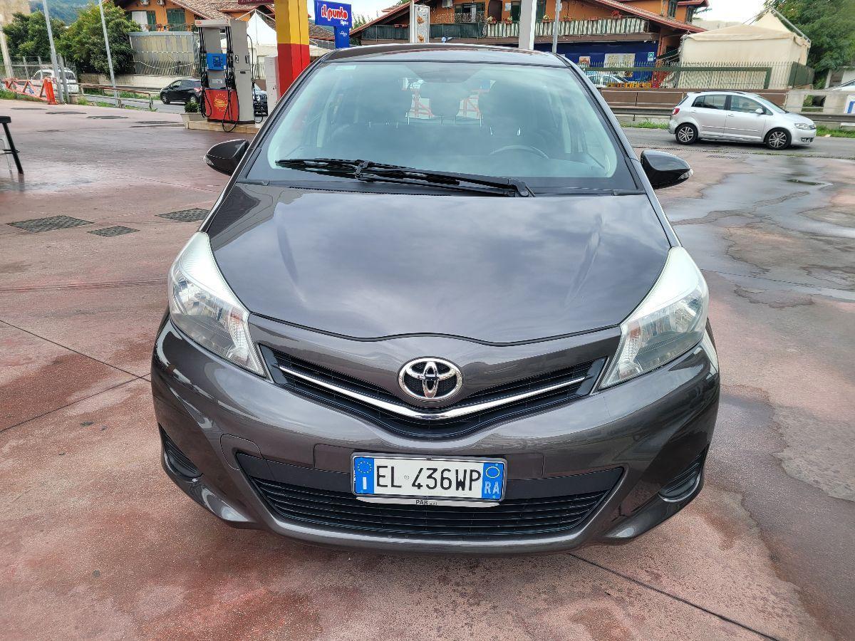 TOYOTA - Yaris - 1.0 3 porte Lounge
