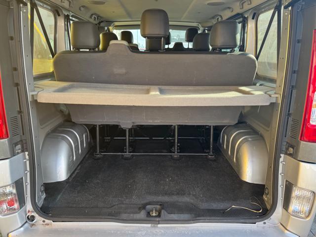 RENAULT Trafic 9 POSTI T27 2.0 dCi/115 PC-TN Passenger Comfort