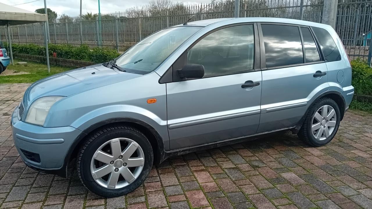 Ford Fusion 1.4 TDCi 5p. Leather