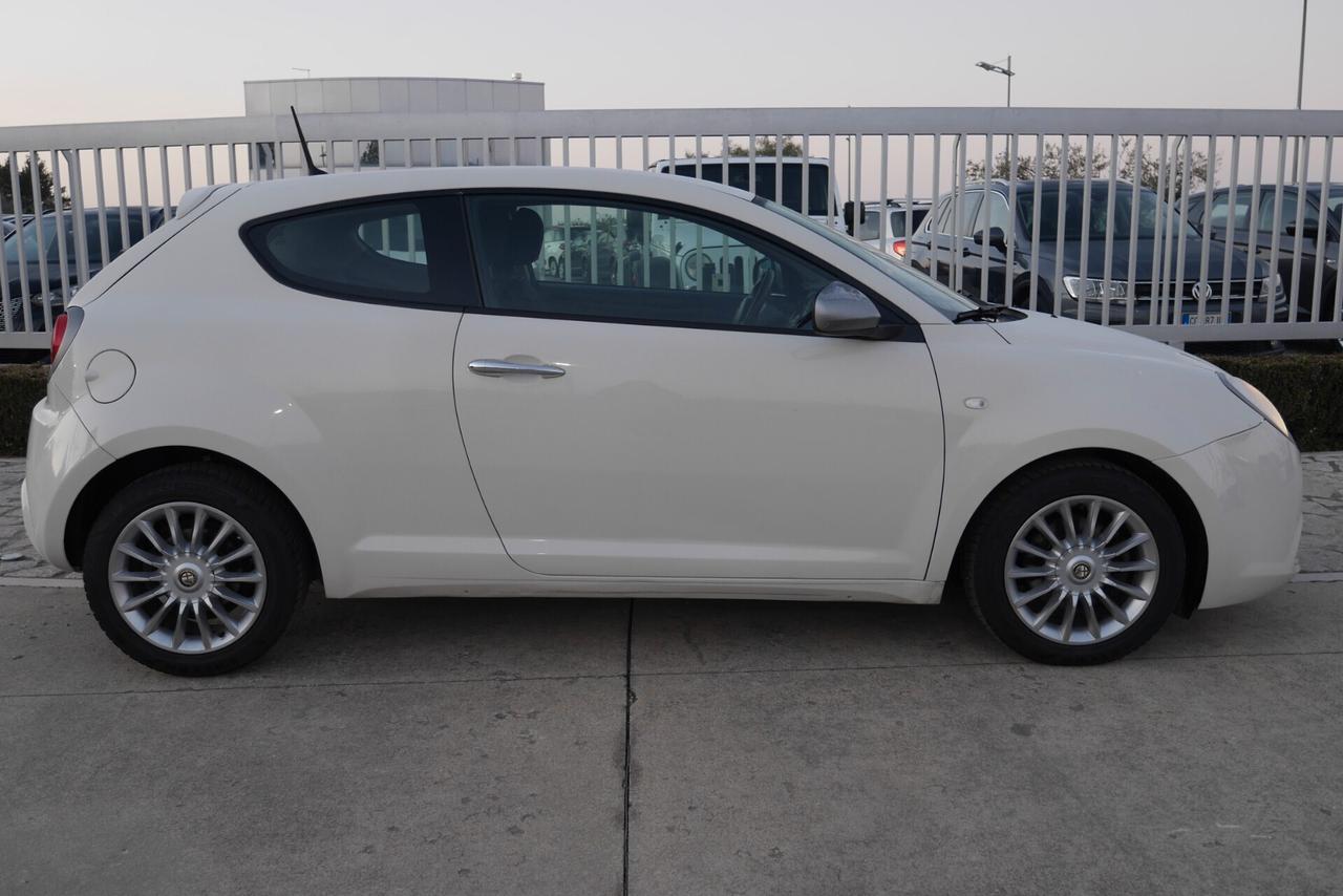 Alfa Romeo MiTo 1.3 JTDm 85 CV S&S Distinctive