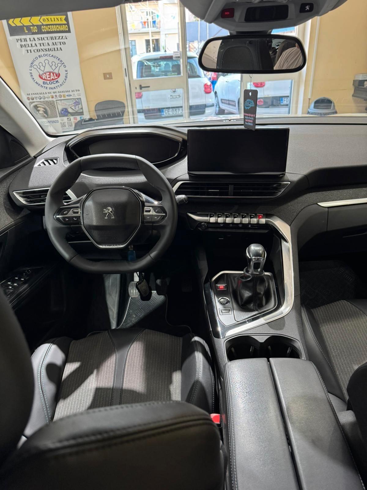 Peugeot 5008 BlueHDi 130 S&S EAT8 Allure Pack