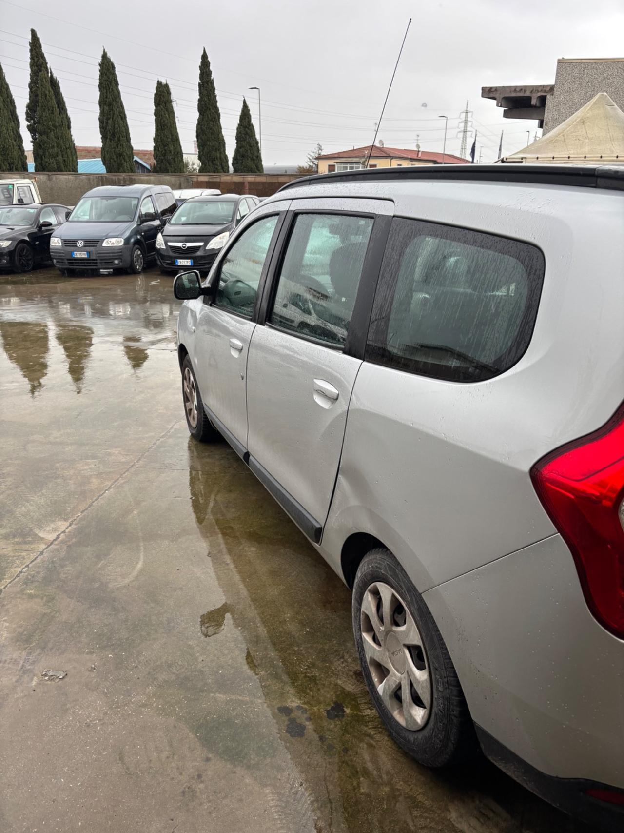Dacia Lodgy 1.5 dCi 8V 90CV Start&Stop 5 posti Ambiance navigatore neo patentato