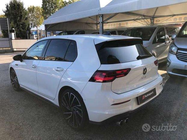 Volkswagen Golf GTD 200 CV DSG