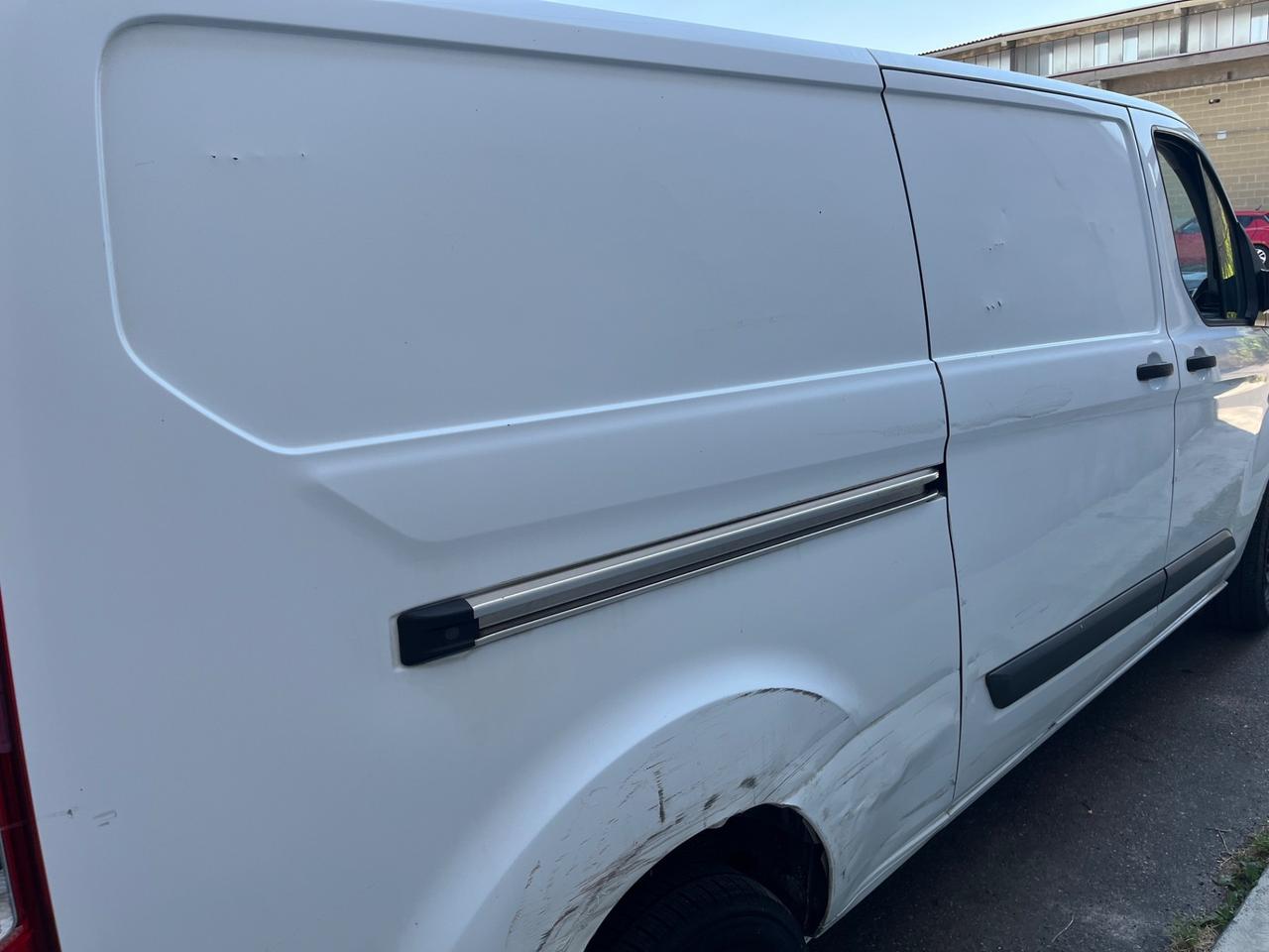 Ford Tourneo Custom Tourneo Custom 320 2.0 TDCi 130CV PC Trend