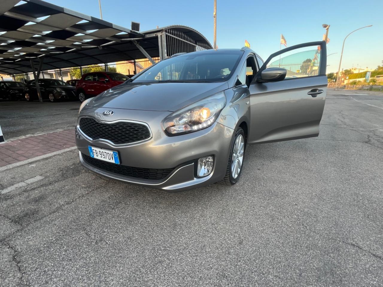 Kia Carens 1.7 CRDi 7 Posti Unipro 2015
